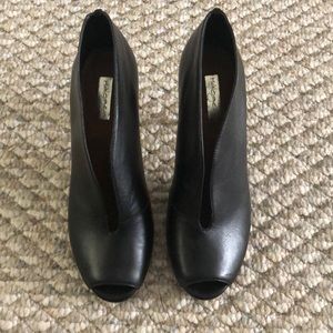 Halogen heels